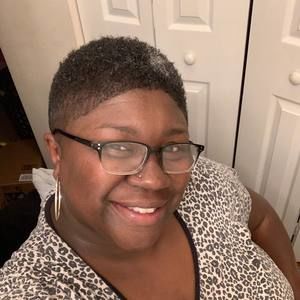 Meet your Posher, Alicia